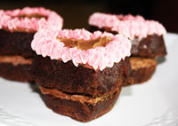 Valentine cake ideas, delicious recipes and decorating tips